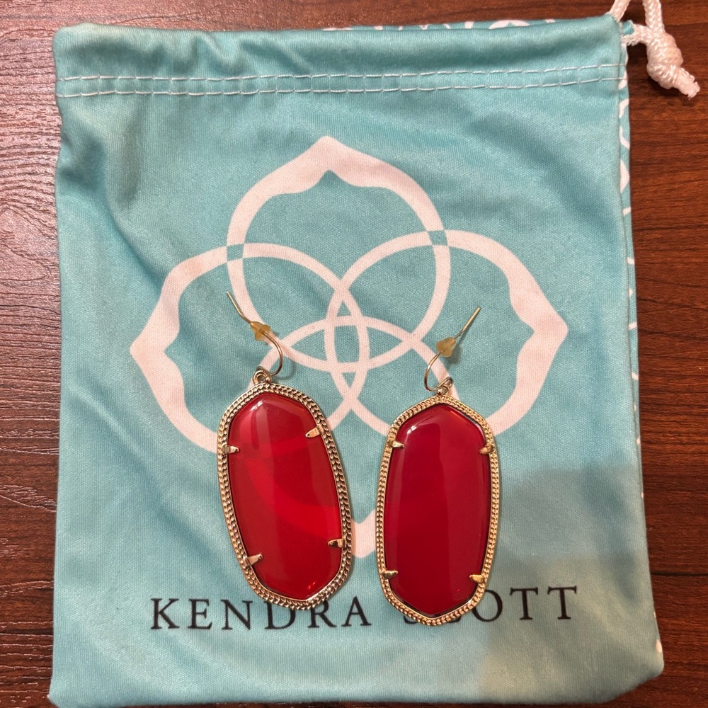 Kendra Scott Danielle Earrings